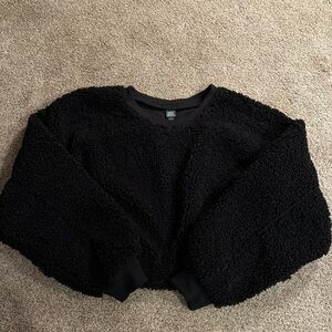 Wild Fable black Sherpa sweatshirt size medium